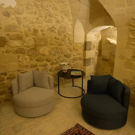 P43 Sicilian Bed & Breakfast *